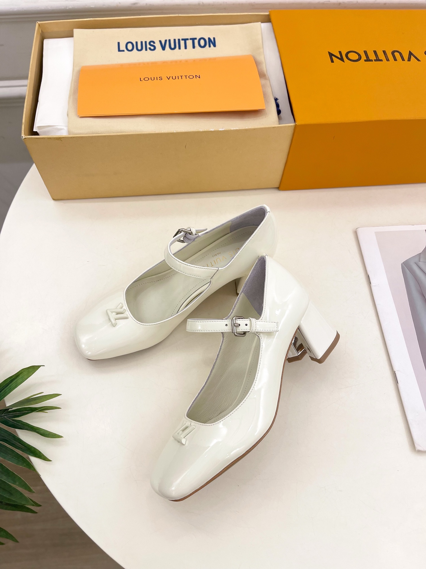Women's high heels
